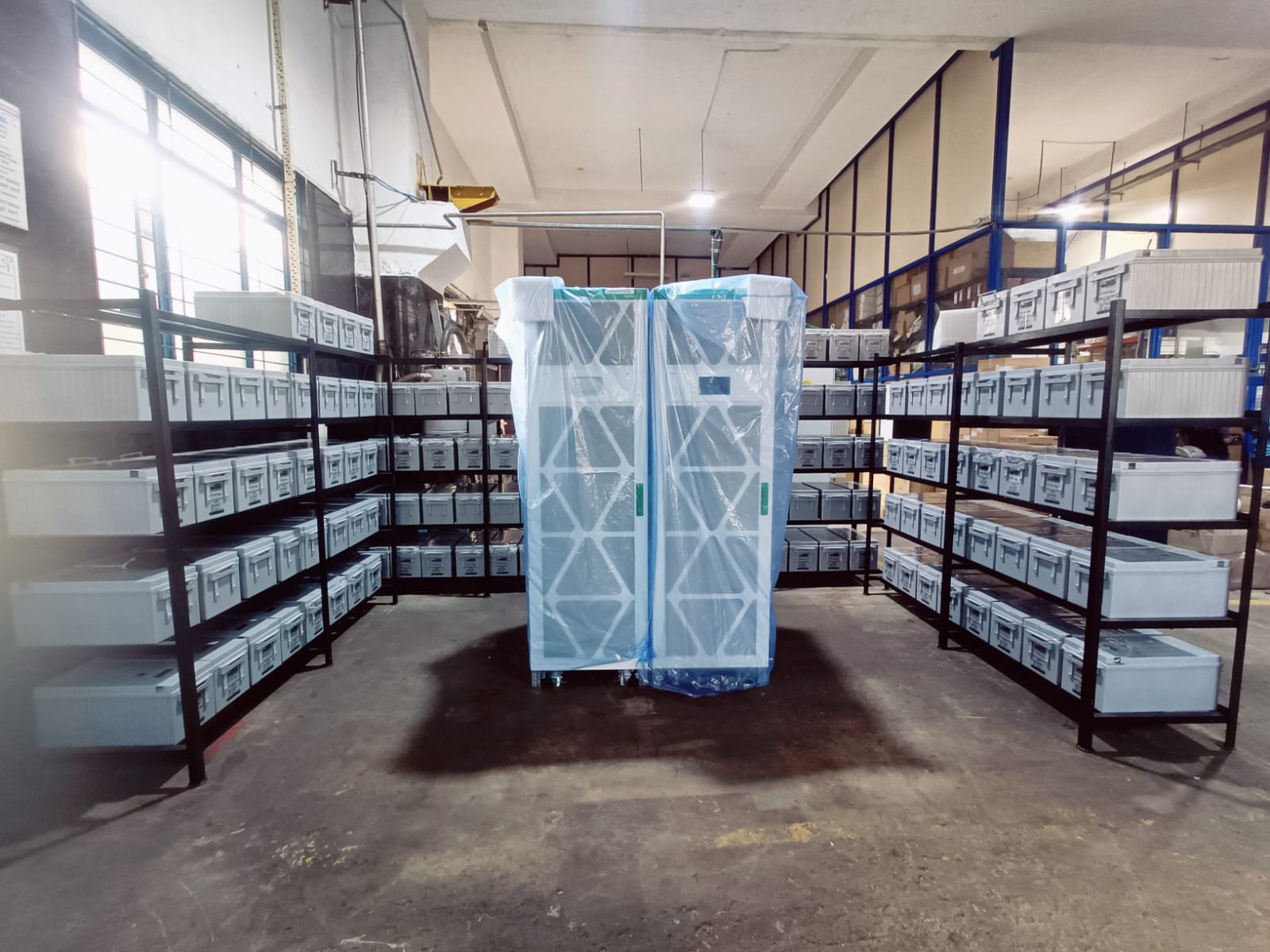 Schneider Easy UPS systems